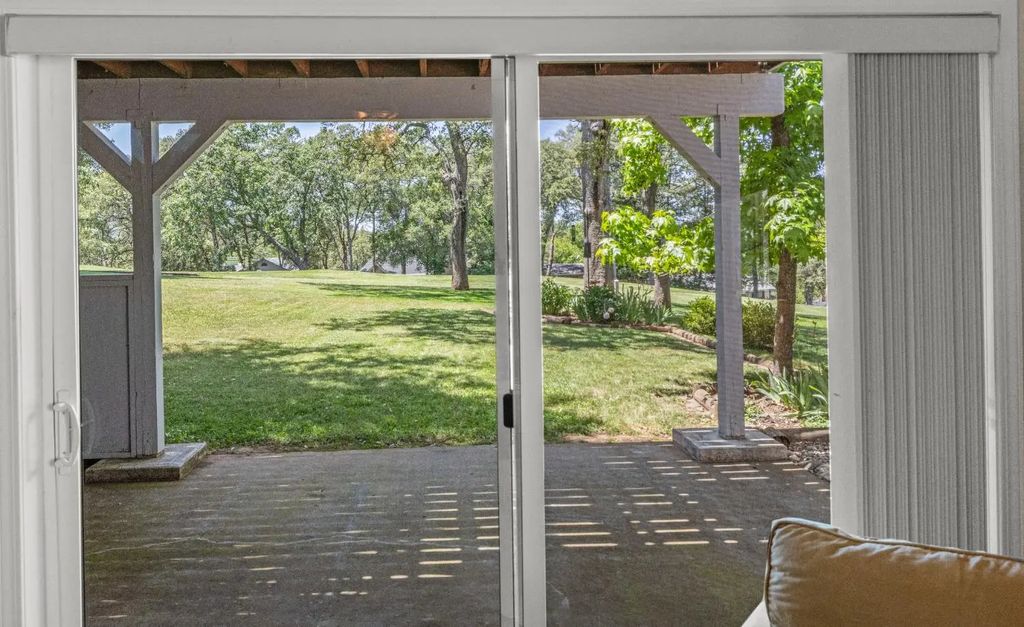 12431 Torrey Pines Drive, Auburn