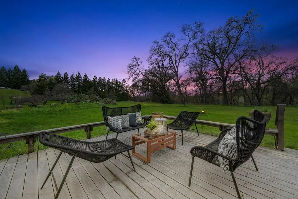 3749 Meadow Court, Lincoln