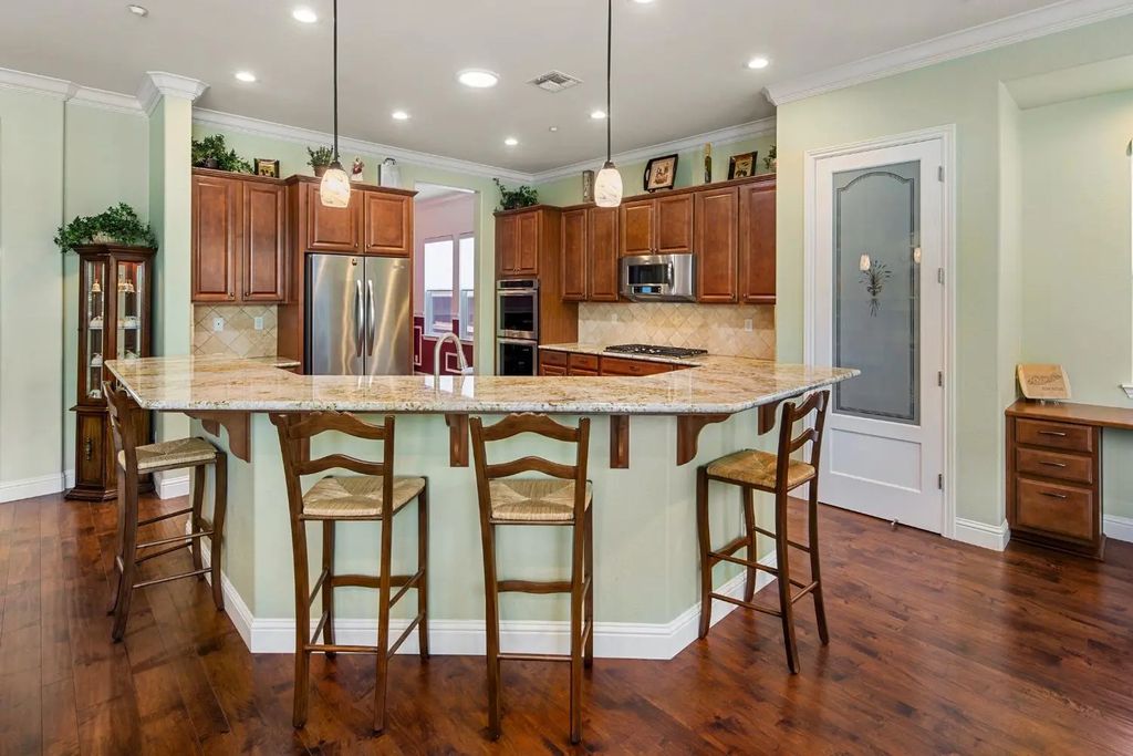 2041 Ashton Drive, Roseville