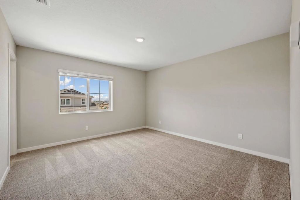 2919 School House Lane, Lincoln