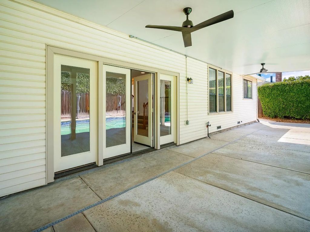 8461 Caslan Avenue, Fair Oaks