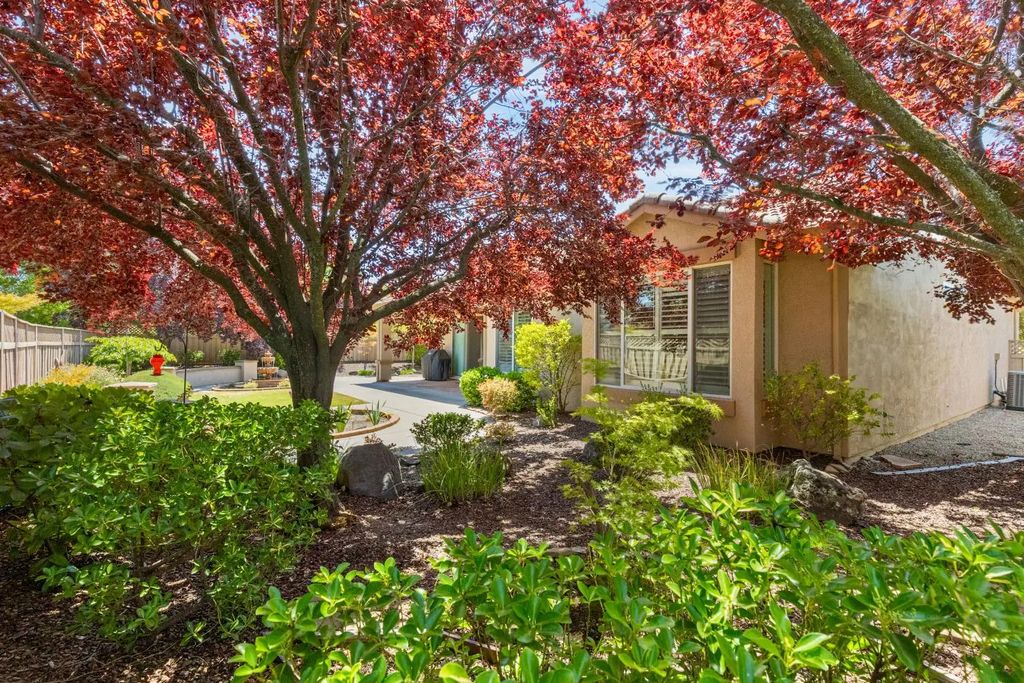 1760 Crocker Lane, Lincoln