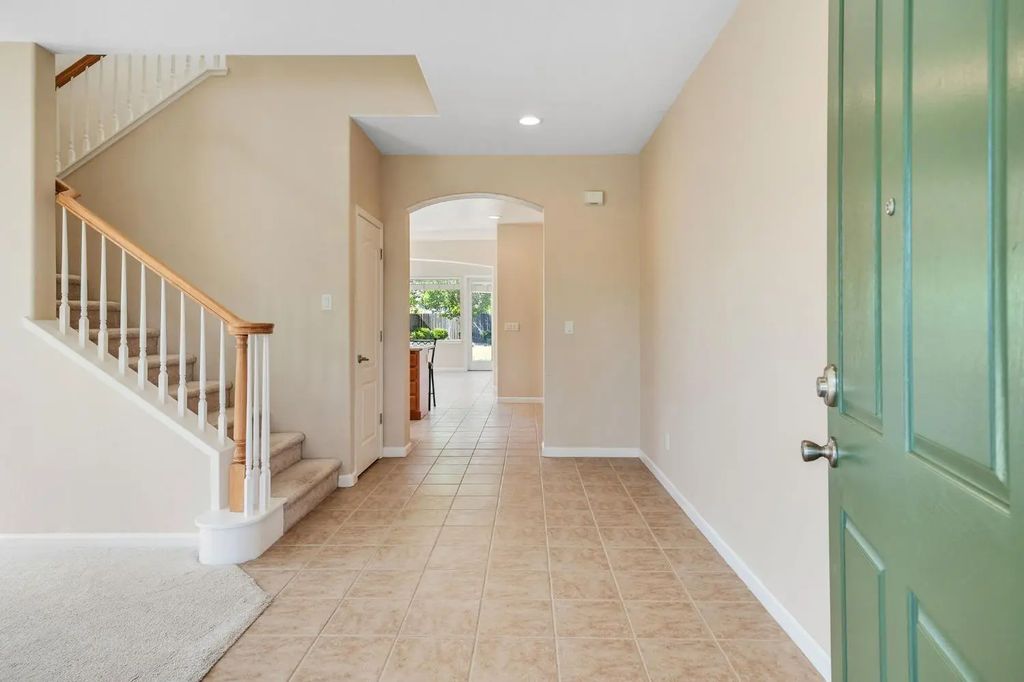 8136 Sienna Loop, Roseville