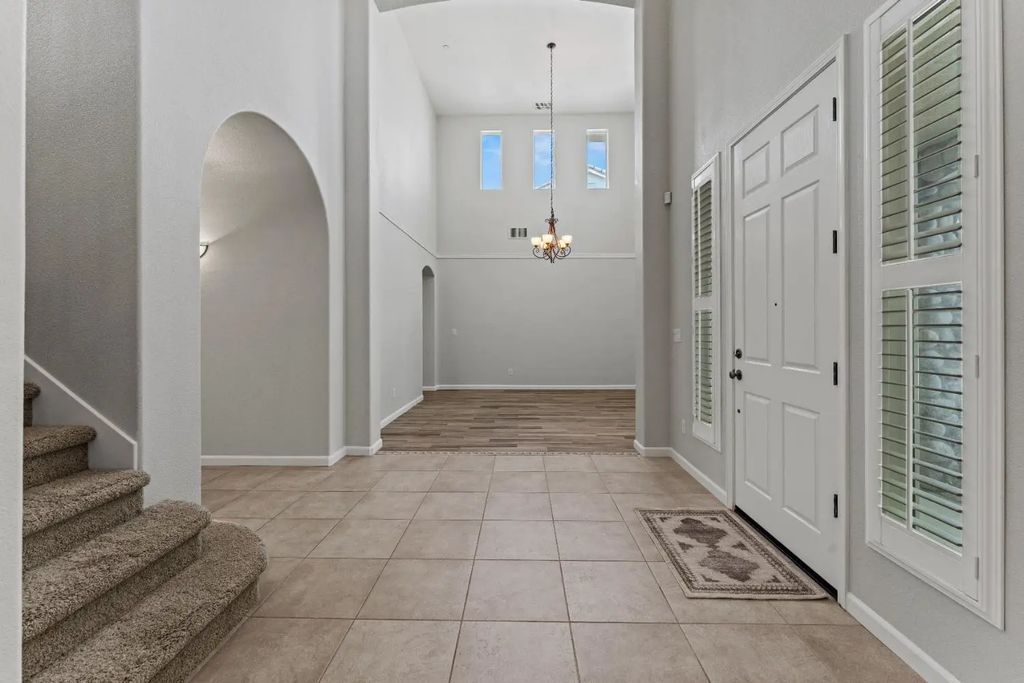 1308 Earlham Ln, Lincoln