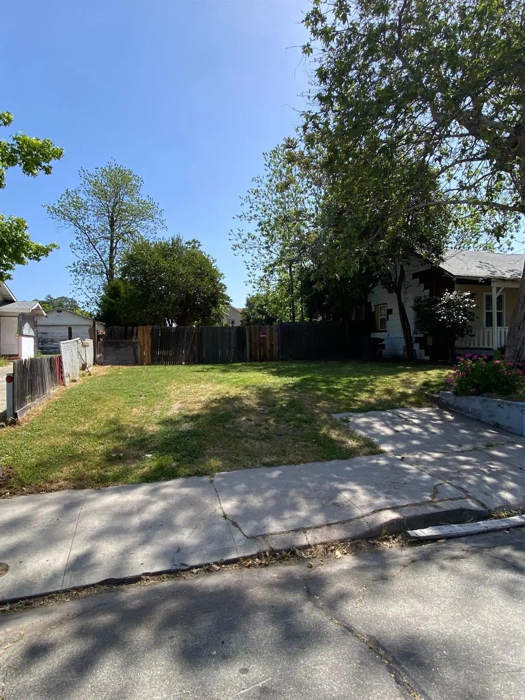 213 S Lincoln Street, Roseville