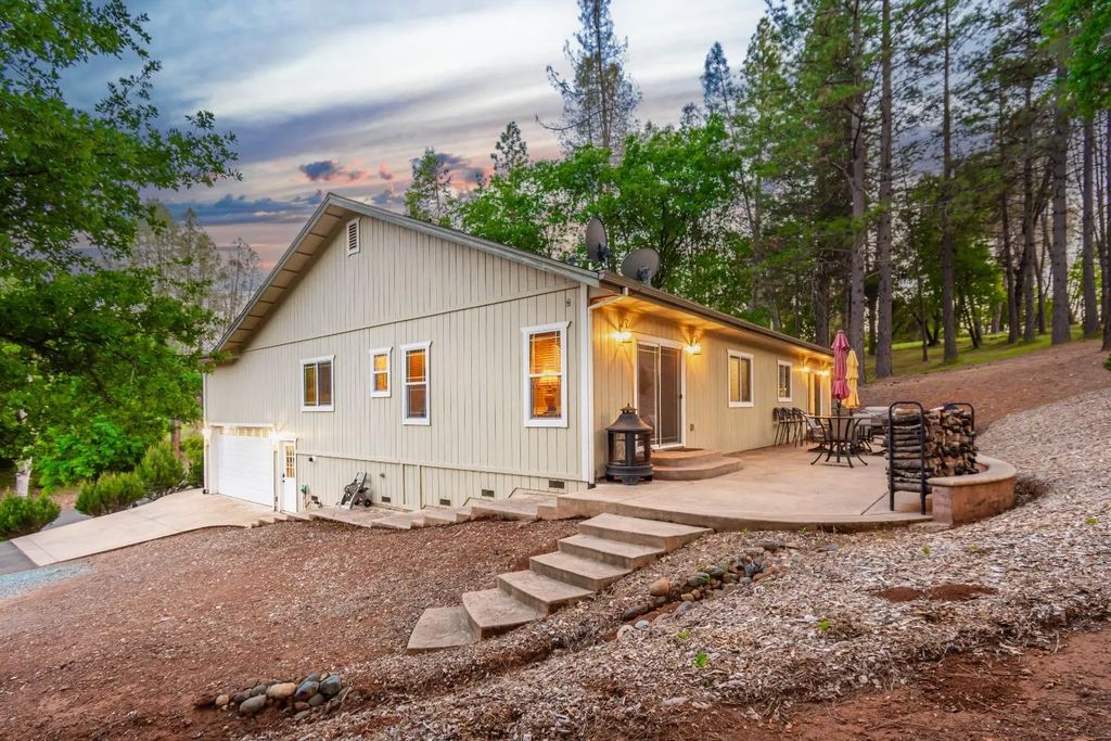 6570 Mosquito Road, Placerville