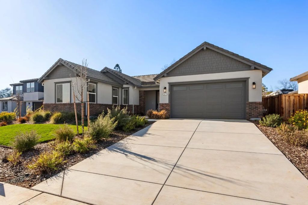 2425 Briar Meadow Circle, Auburn