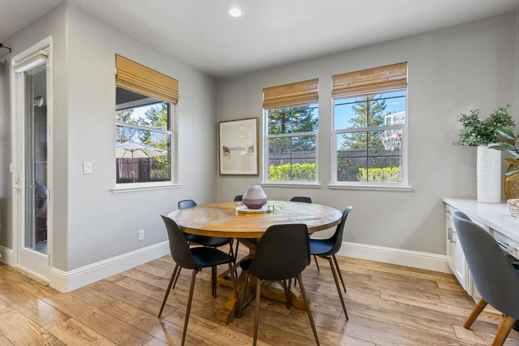 947 Campfire Circle, Rocklin