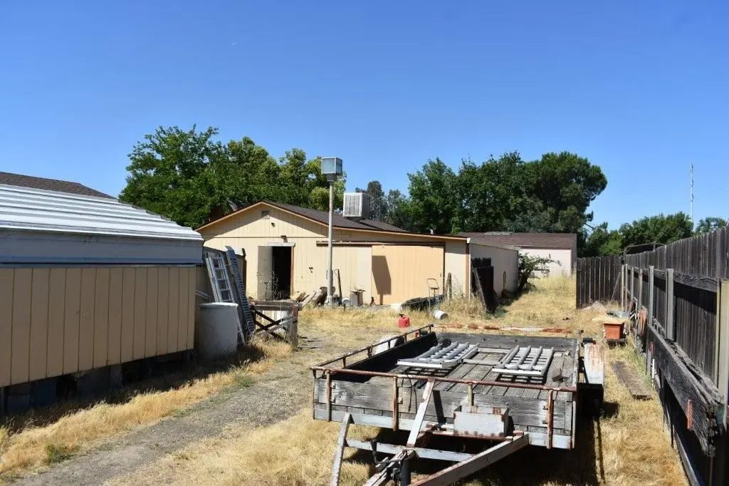 3335 Central, Roseville