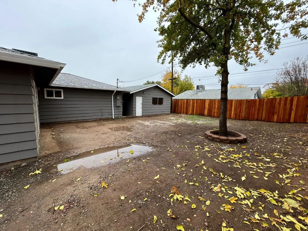 6101 Coyle Avenue, Carmichael