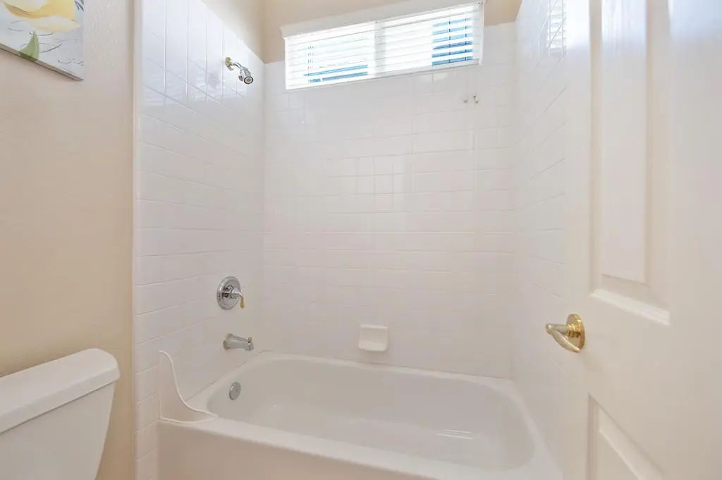 11441 White Doe Court, Auburn