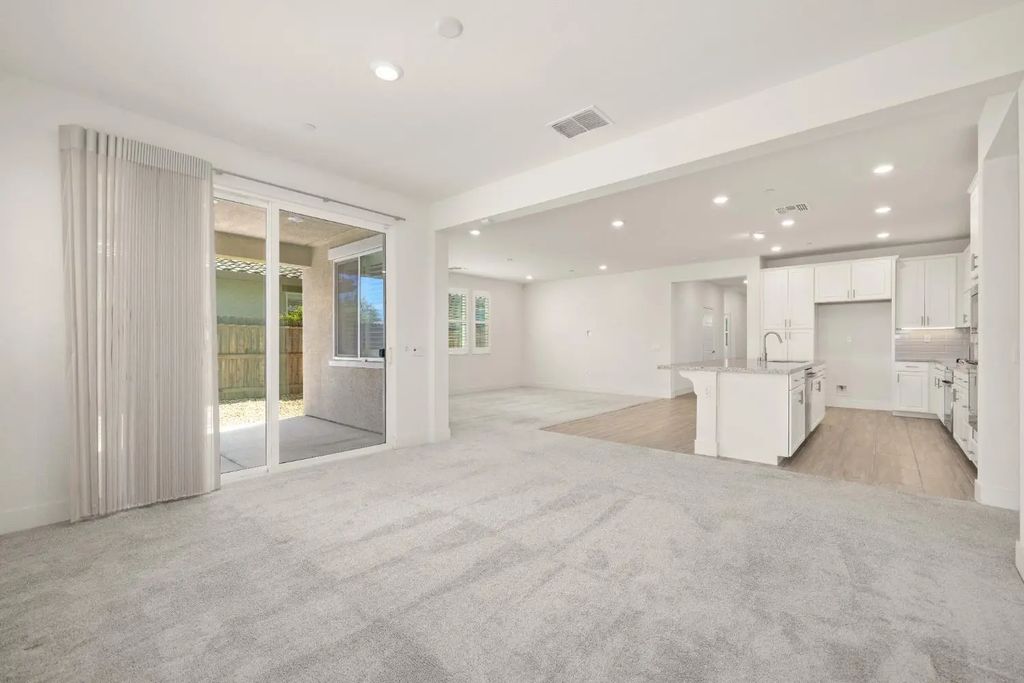 7008 Orbital Lane, Roseville
