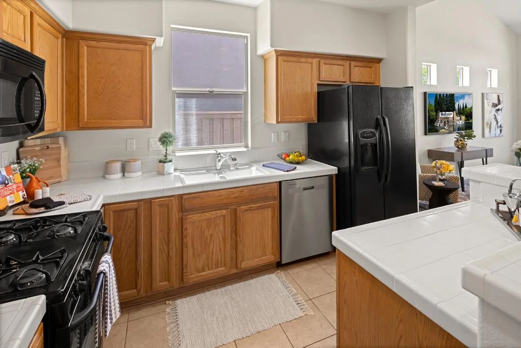 102 Azeo Court, Lincoln