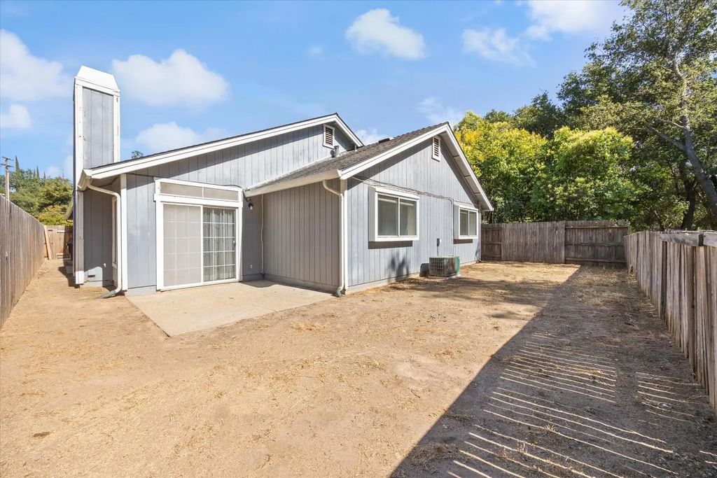 7141 Rollingside Court, Citrus Heights