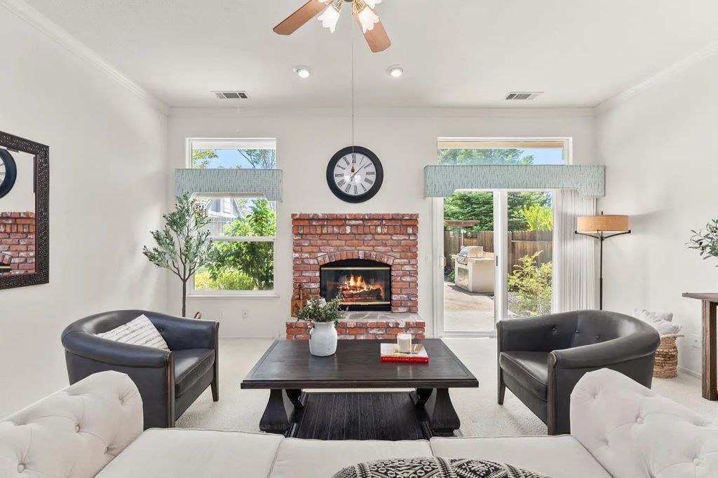 2825 Leeds Court, Auburn