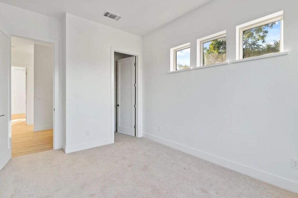 4244 Crestline Avenue, Fair Oaks
