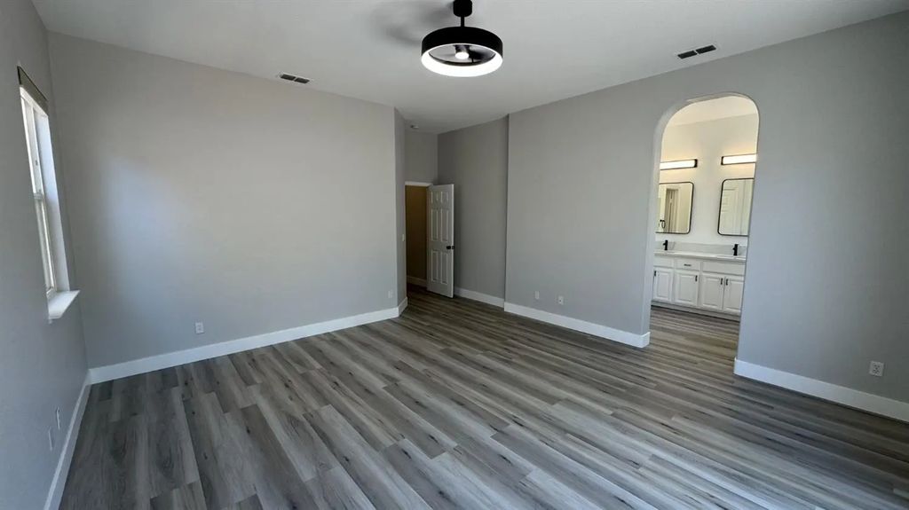 8097 Gilleland Drive, Roseville