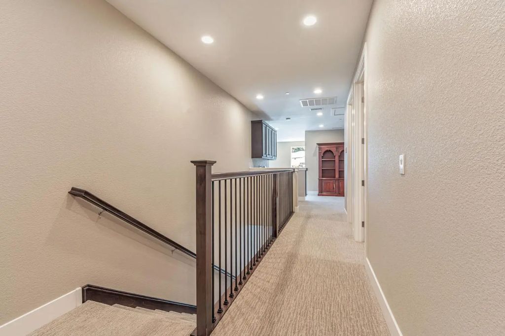 500 Chase Court, Colfax