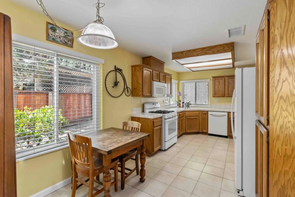 8345 Hillsbrook Drive, Antelope