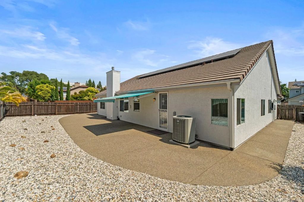 2905 Aquamarine Circle, Rescue