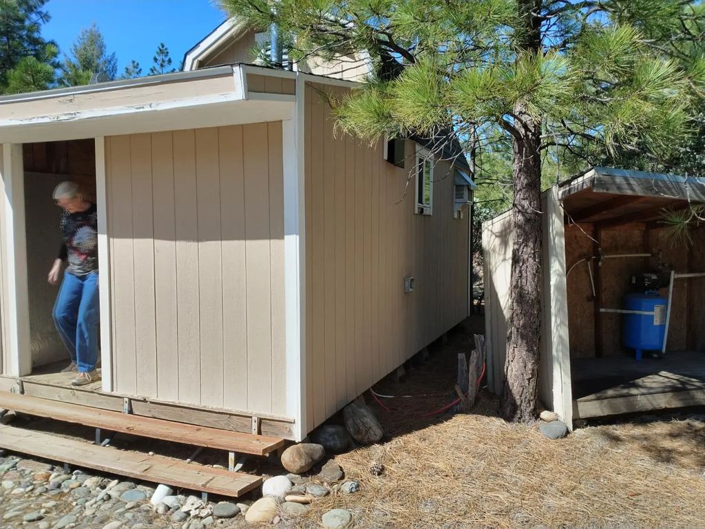 28090 Big Dipper Road, Foresthill