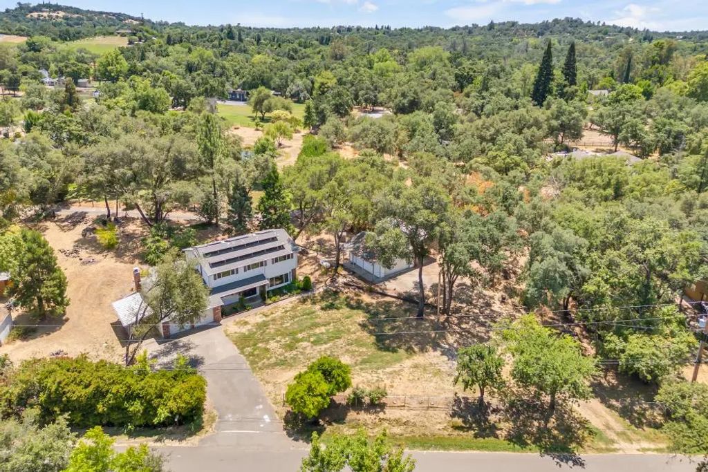 7630 Barnes Lane, Loomis