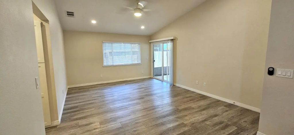 4905 Douvan Court, Carmichael