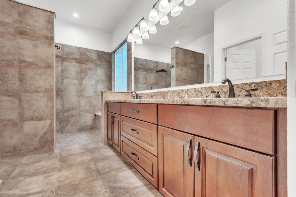 272 Saint Moritz Court, Lincoln