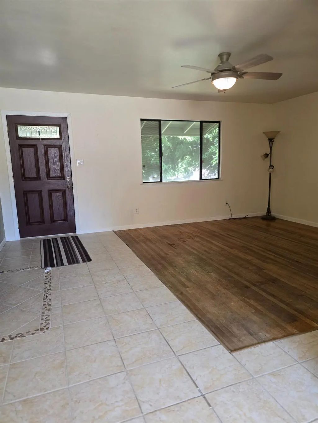 8461 Central Avenue, Orangevale
