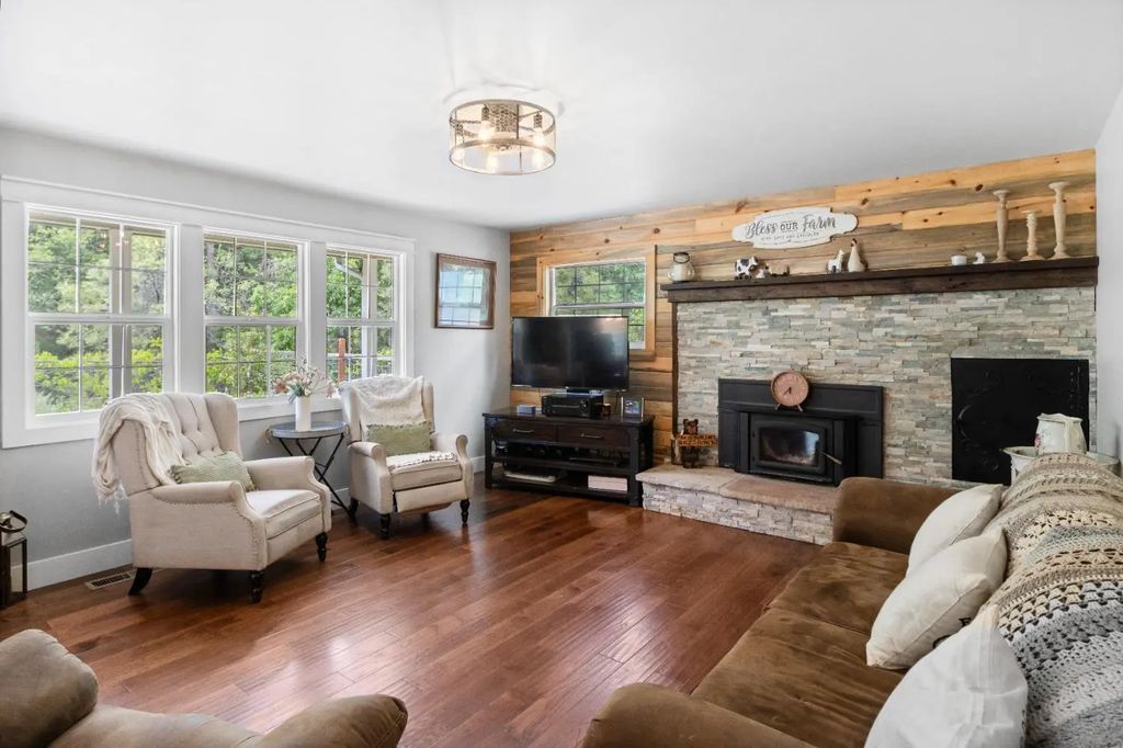 7220 Sly Park Road, Placerville