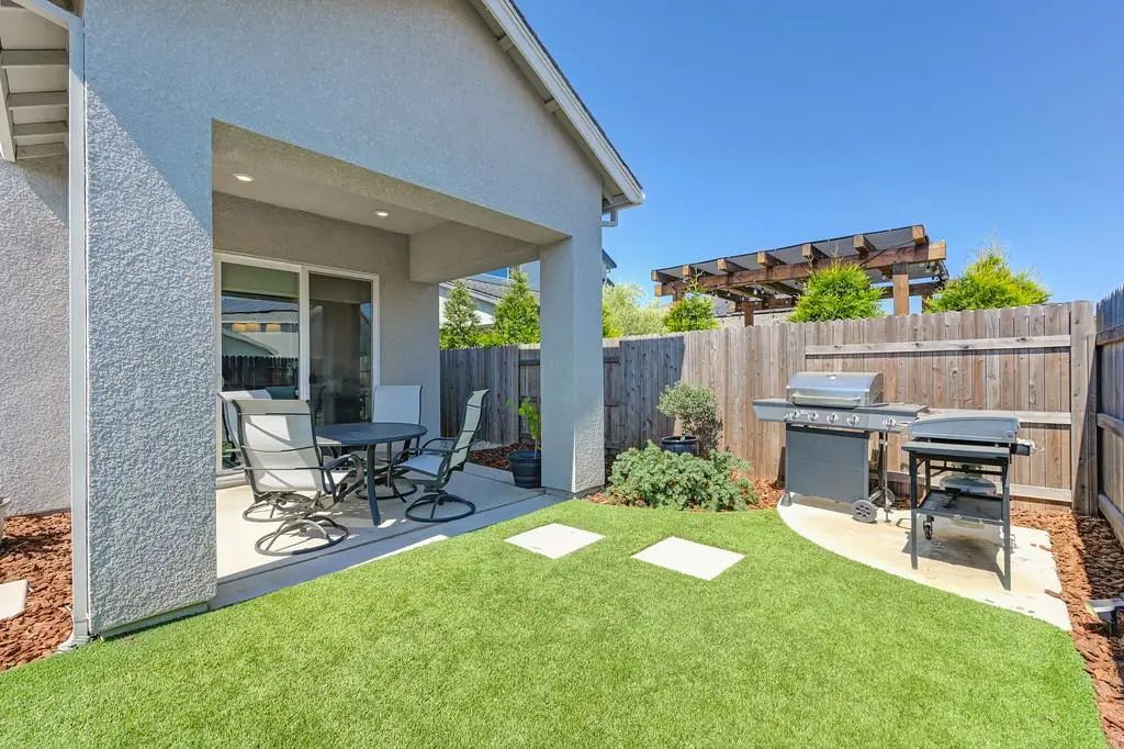 5073 Cardero Way, Roseville