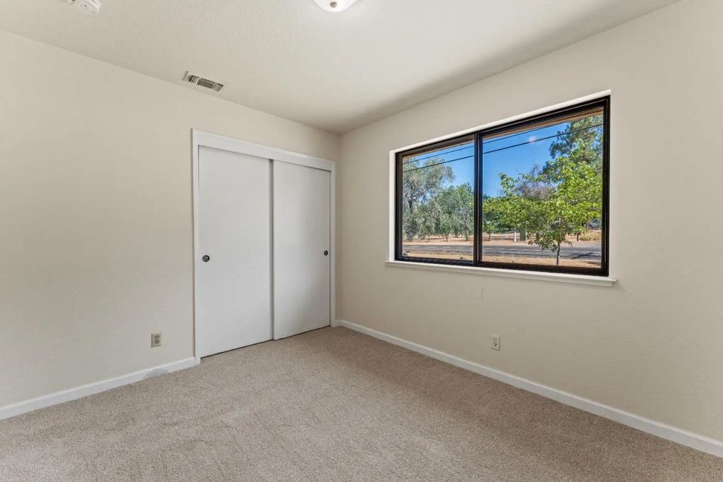 6740 Eureka Road, Granite Bay