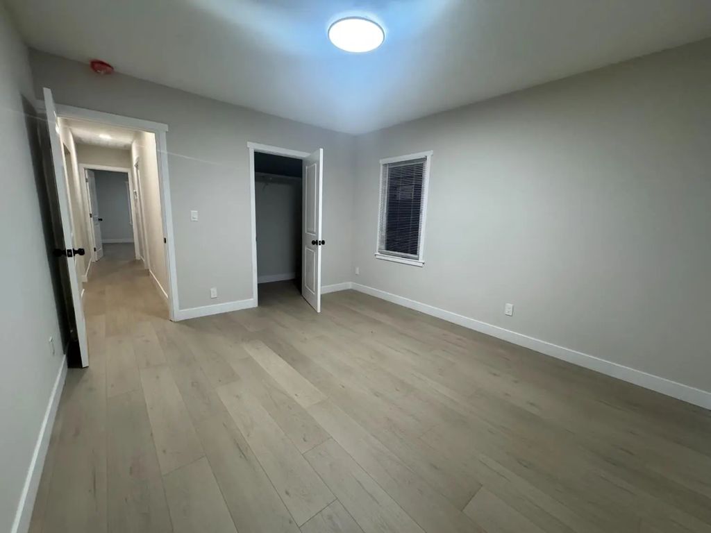 5230 North Avenue, Carmichael