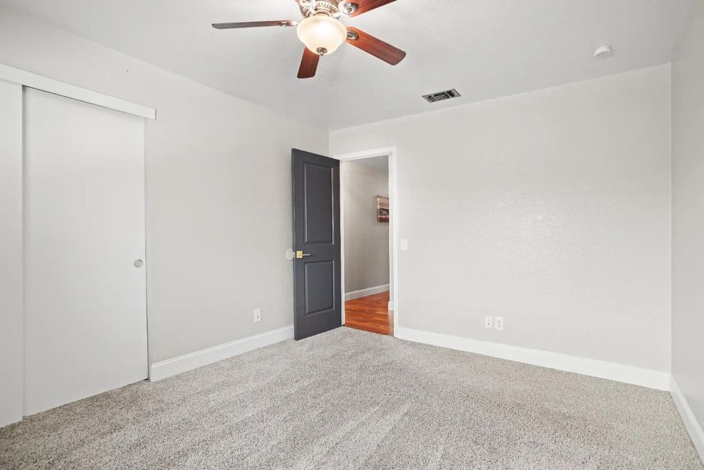 1573 1st Street, Lincoln