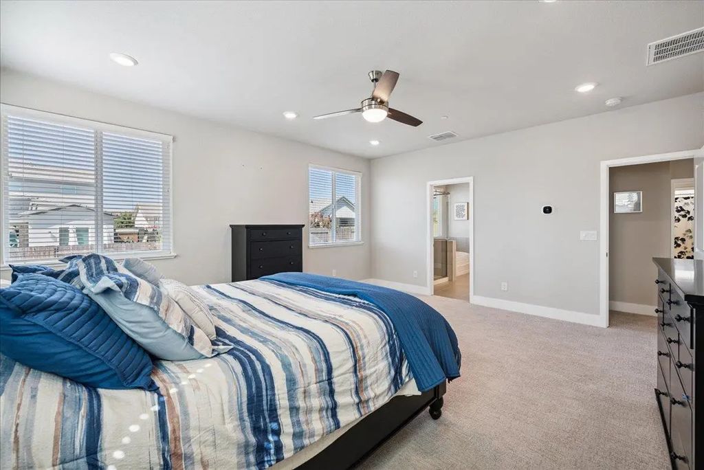 521 Desert Bloom Court, Rocklin