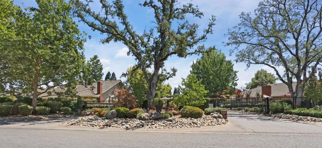 9105 Westcliff Lane, Fair Oaks
