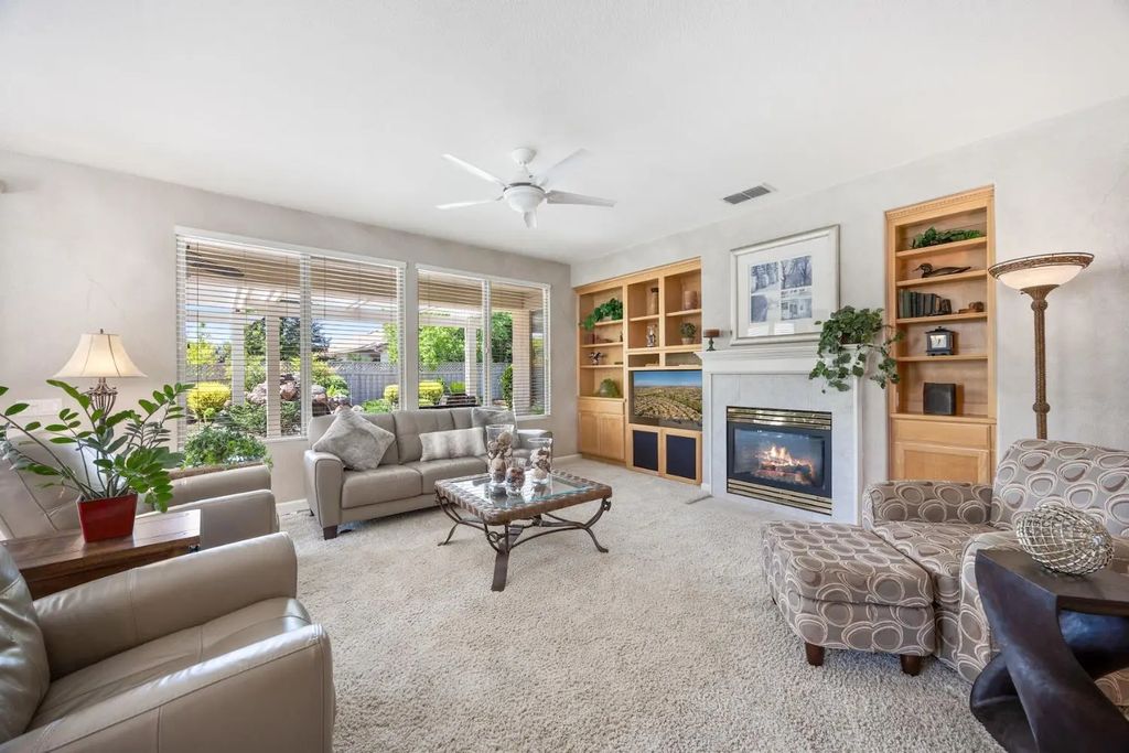 1774 Emily Lane, Lincoln