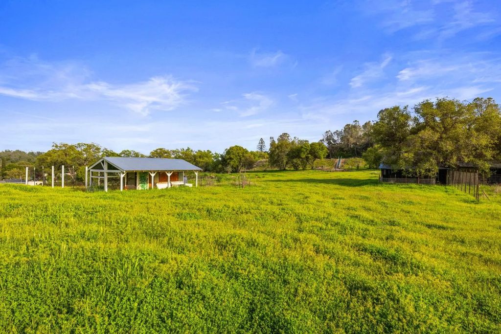 11970 Lorenson Road, Auburn