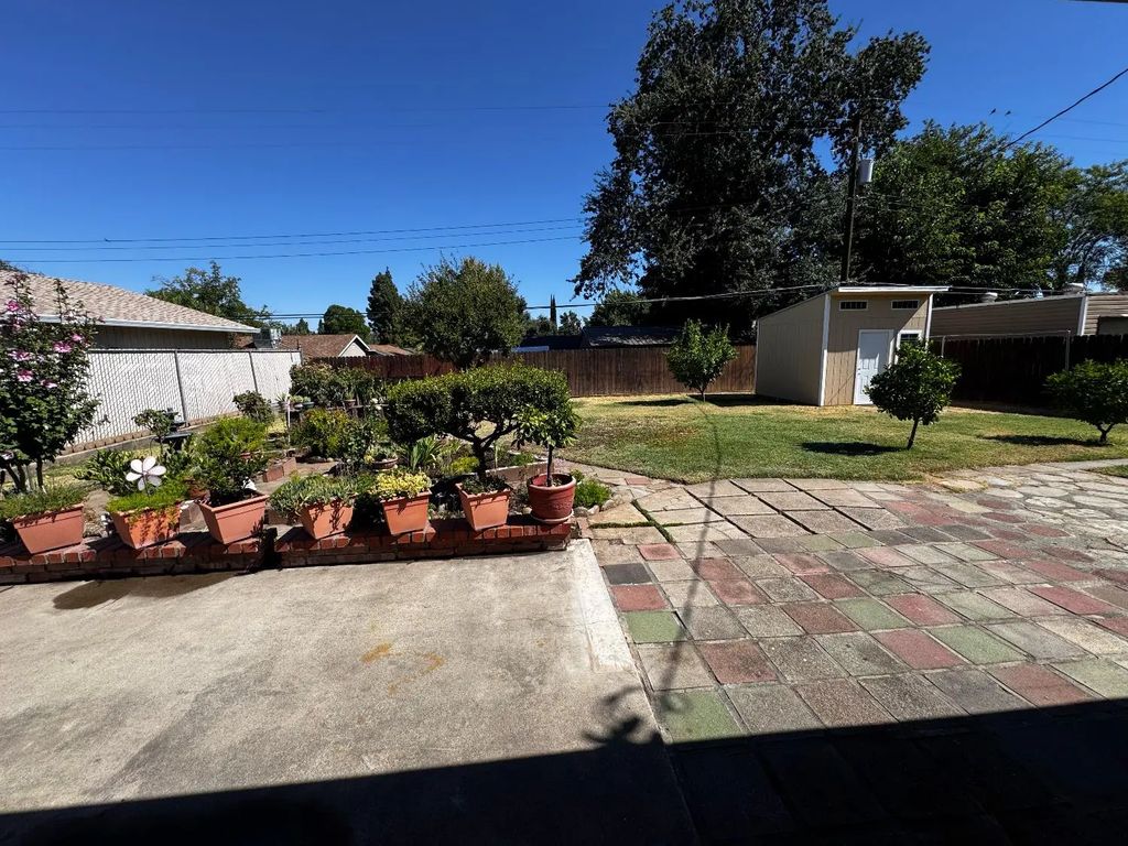 7429 Summer Avenue, Citrus Heights