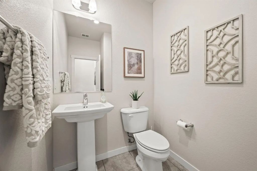 4823 Holden Drive, Rocklin
