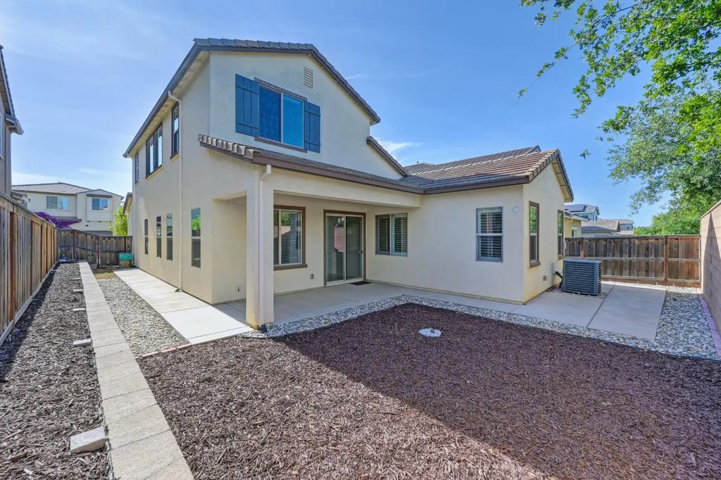 5416 Cannes Court, Fair Oaks