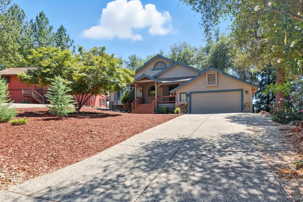 11629 Inverness Way, Auburn