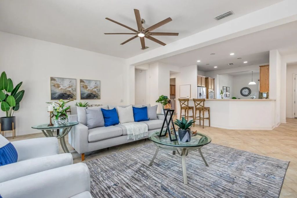 2690 Kingfisher Lane, Lincoln