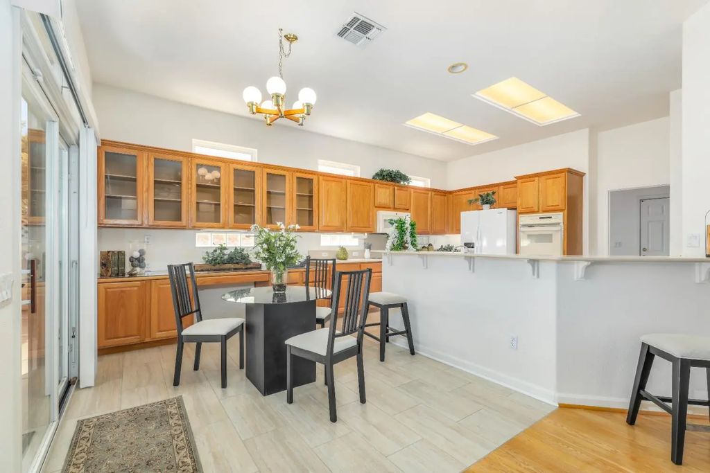 5034 Dragonfly Lane, Roseville
