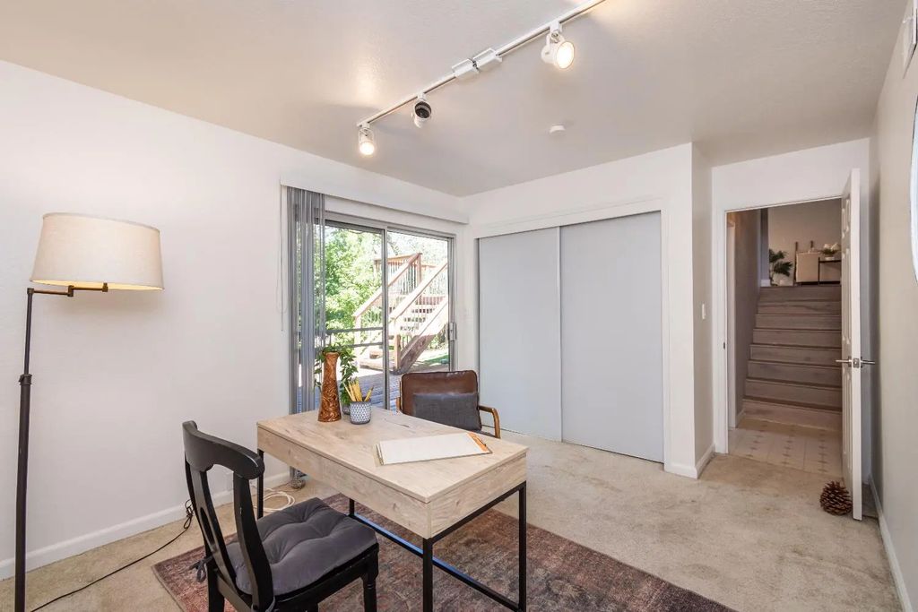 7537 Dove Court, Granite Bay