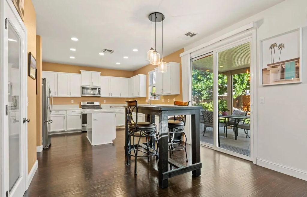 1483 Regent Circle, Lincoln
