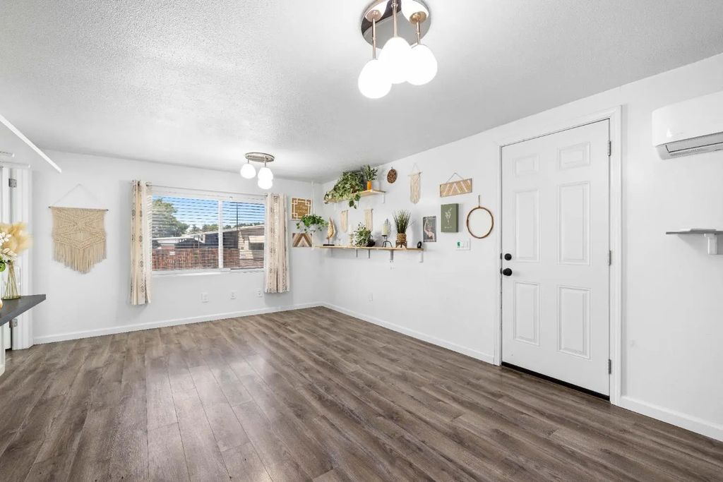541 Vandenberg Circle, Roseville