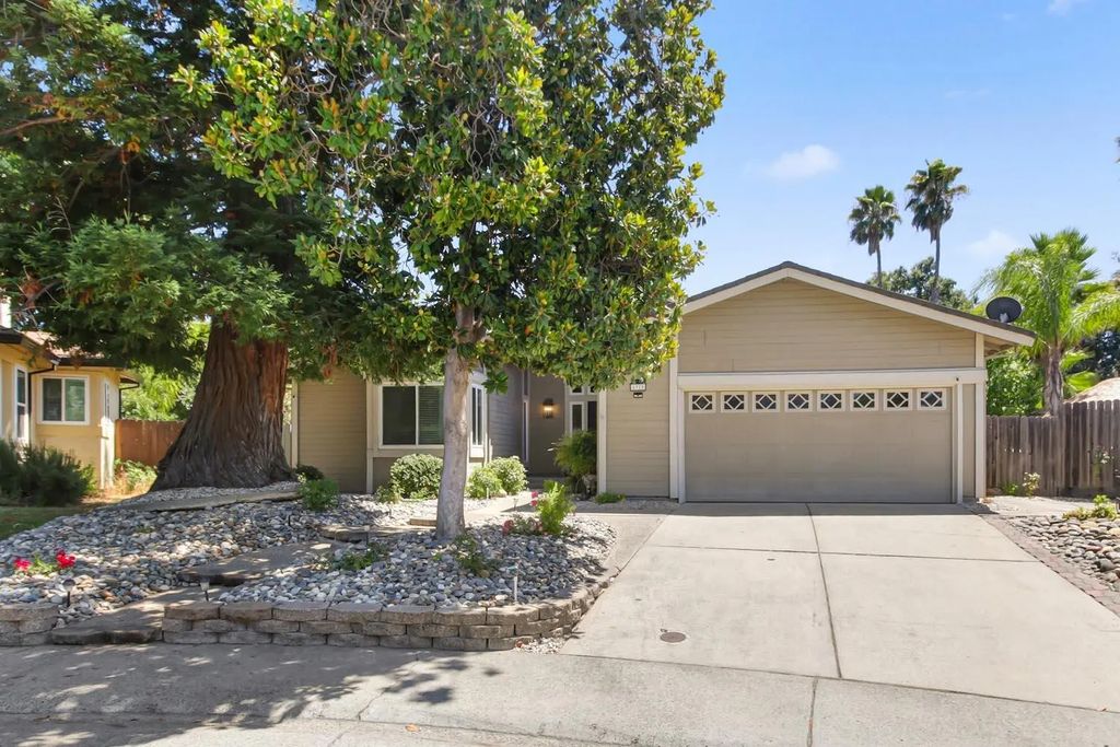 8328 Crestshire Circle, Orangevale