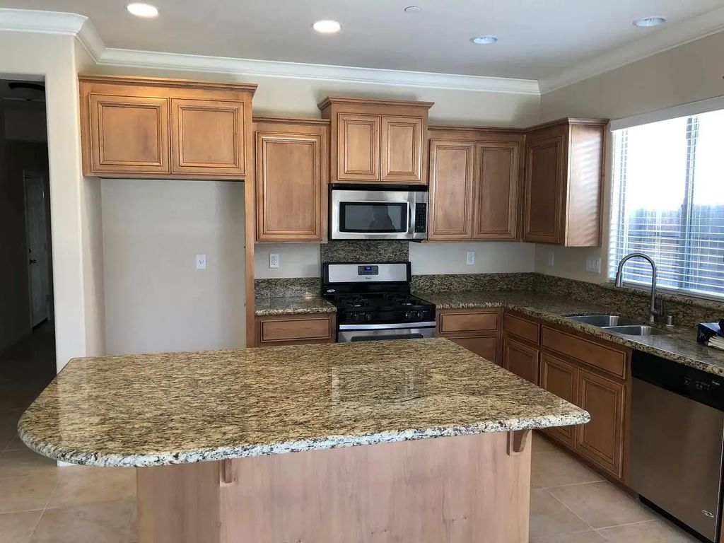 3325 Moscato Street, Roseville