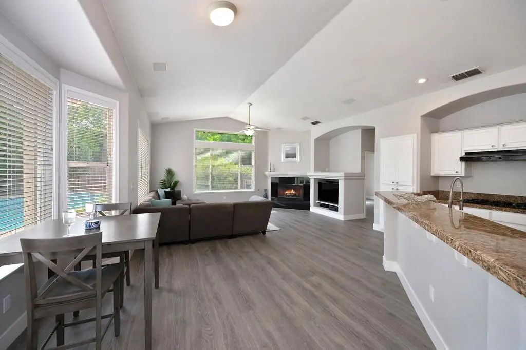 533 Rye Court, Roseville